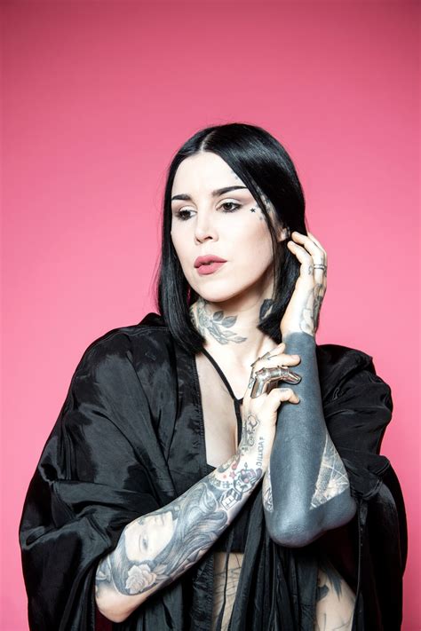 KAT VON D 